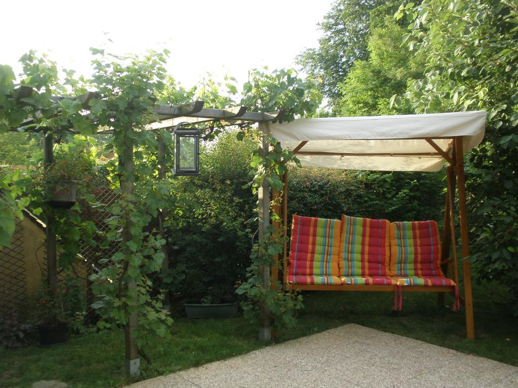 Chambre D'Hotes Francine Et Gerard Le Mans Luaran gambar